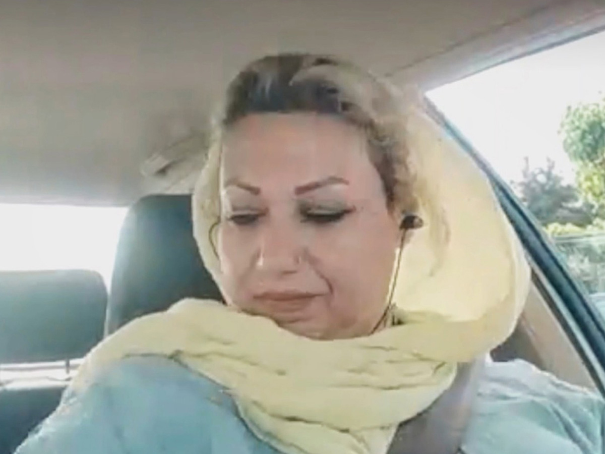 © Mother Prays All Day Long (Hoda Taheri, 2022)