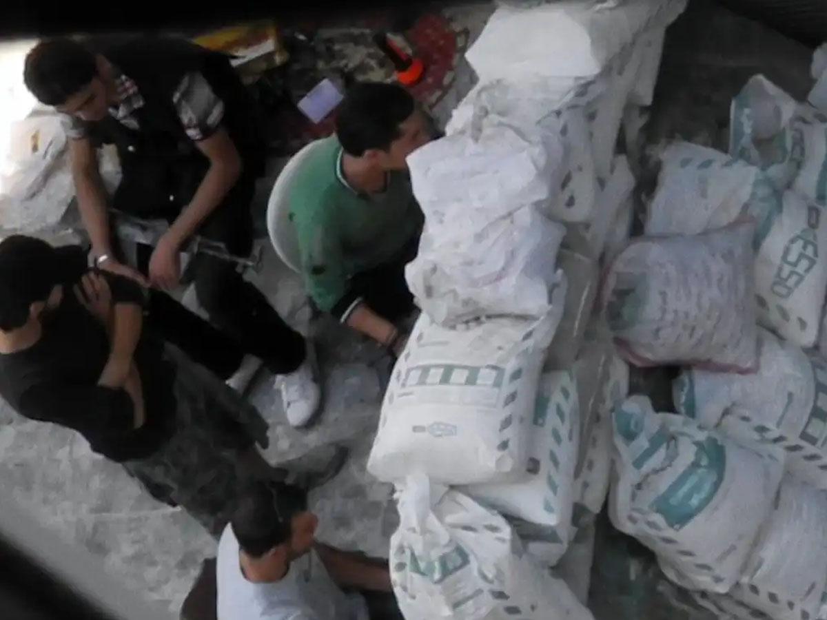 9 Days: From My Window in Aleppo (Issa Touma, Floor van der Meulen & Thomas Vroege, 2015)
