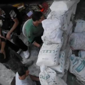 9 Days: From My Window in Aleppo (Issa Touma, Floor van der Meulen & Thomas Vroege, 2015)